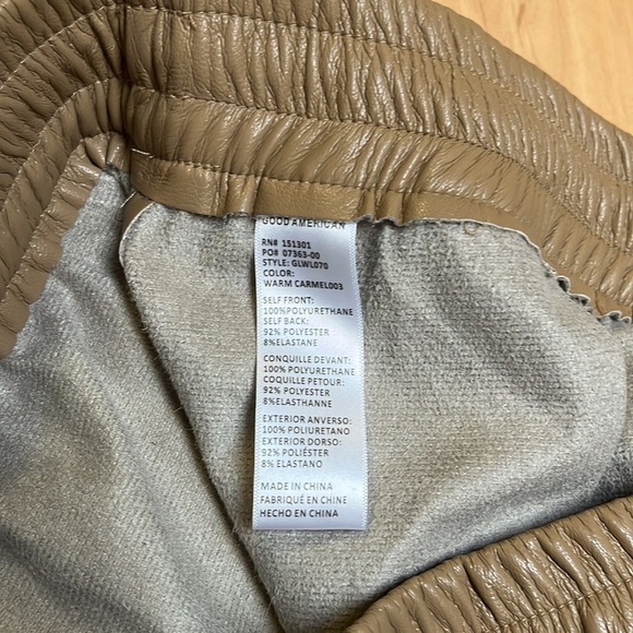 Good American Wide Leg Faux Leather Pants in Warm Caramel, size 5 (2XL) - Picture 7 of 8